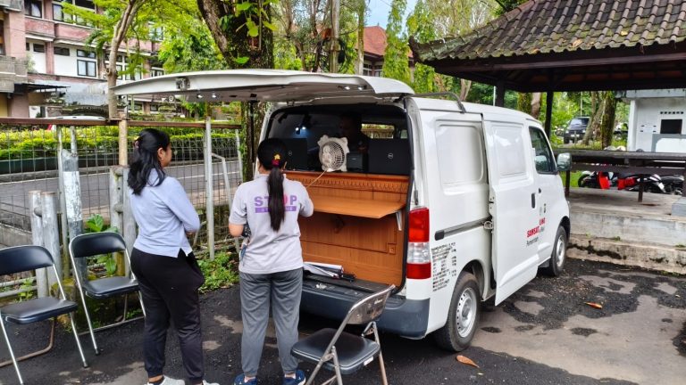 Jemput Bola, Layanan Samsat Keliling Hadir di Areal Parkir Pemkab Jembrana