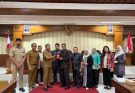 Menerima Kunjungan Kerja Komisi I DPRD Provinsi Kalimantan Tengah